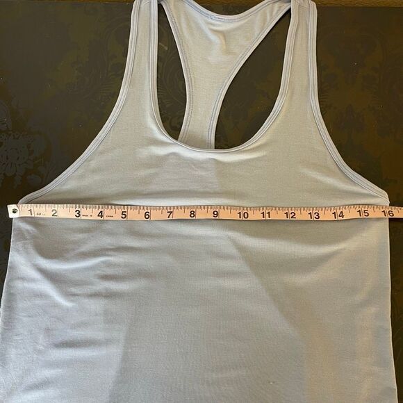 Alo Women’s All Day Tank Seashell Blue Size Medium - Picture 5 of 9
